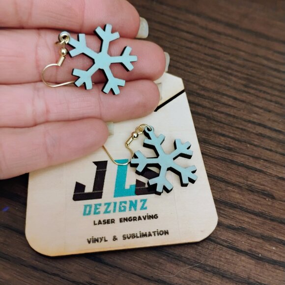 Snowflake Dangle Earrings - Picture 4 of 4